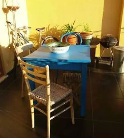 Appartement Avec Terrasse Ensoleillee Au Coeur De Lisbonne